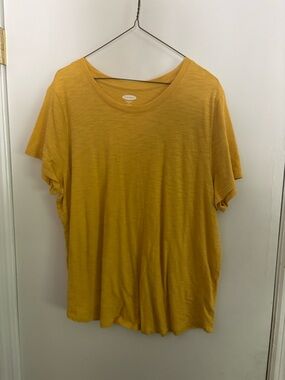Old Navy Golden Mustard Crew Neck Tee